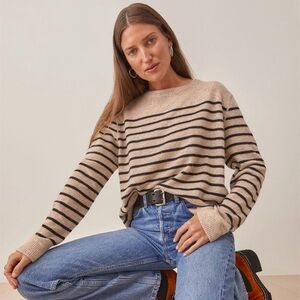 Reformation boyfriend cashmere sweater size S